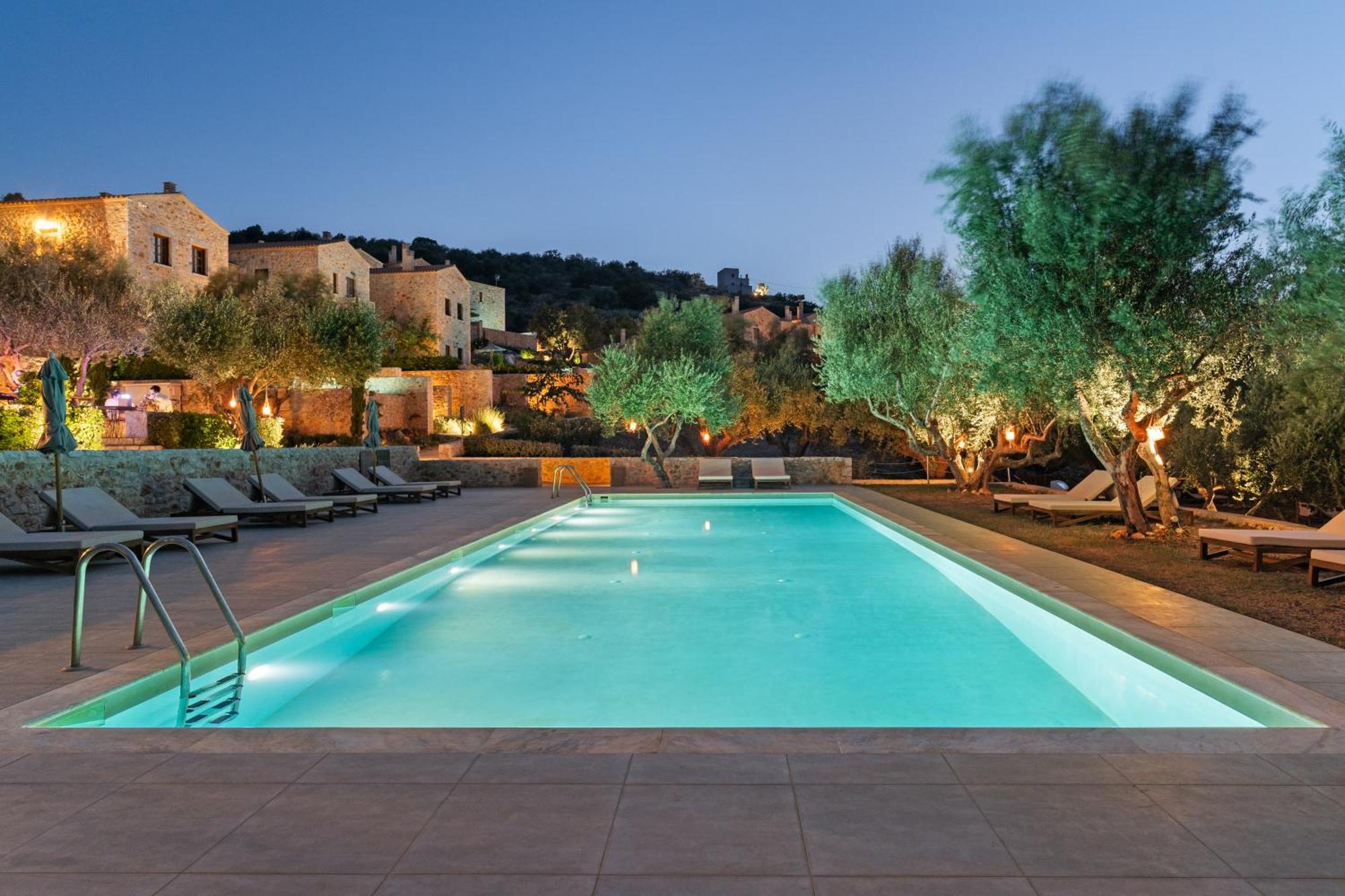 100 Rizes Seaside Resort- Small Luxury Hotels Of The World Kalivia  외부 사진